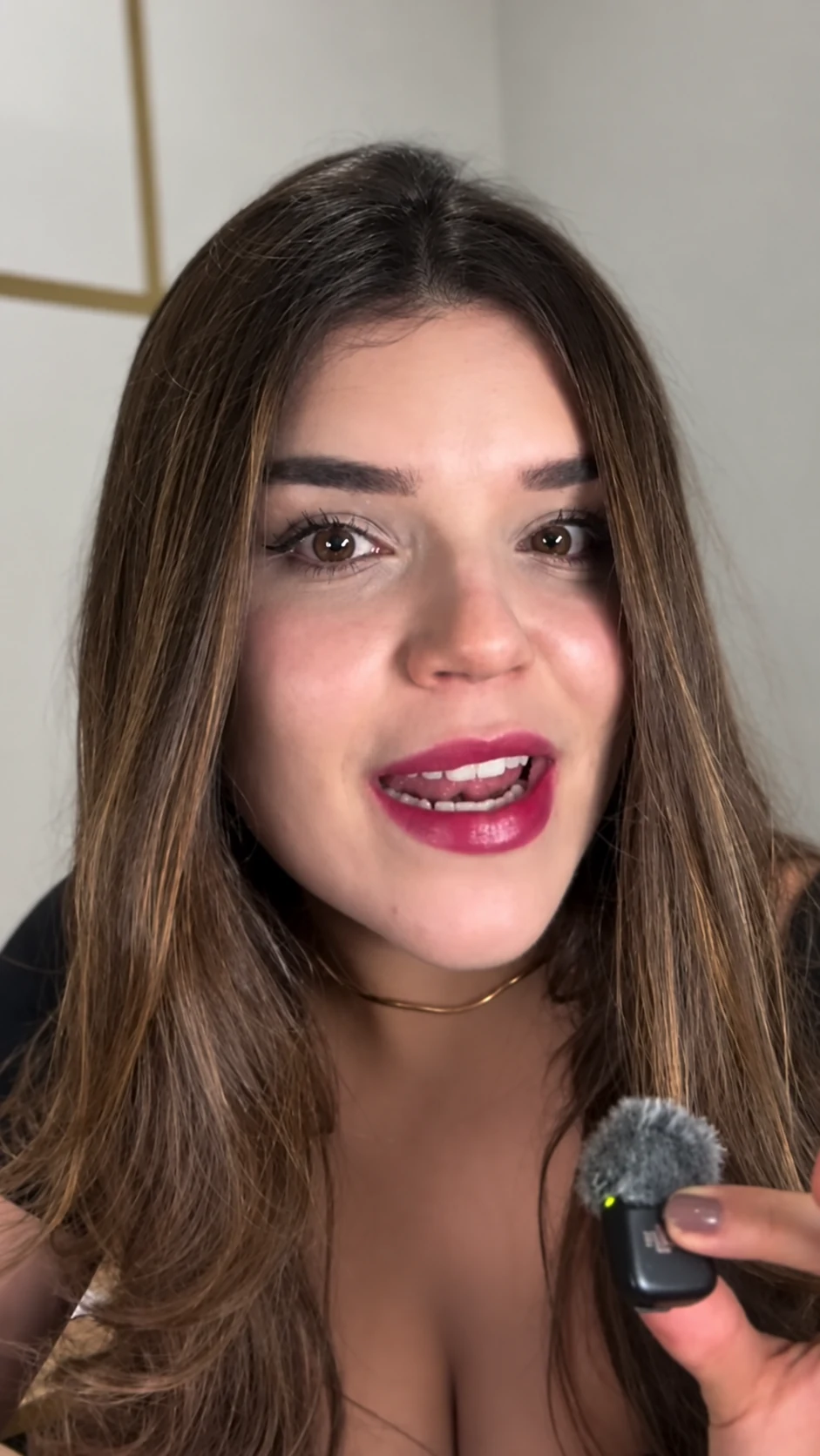 Anna Gouveia falando em conteudo sobre negocios e eventos